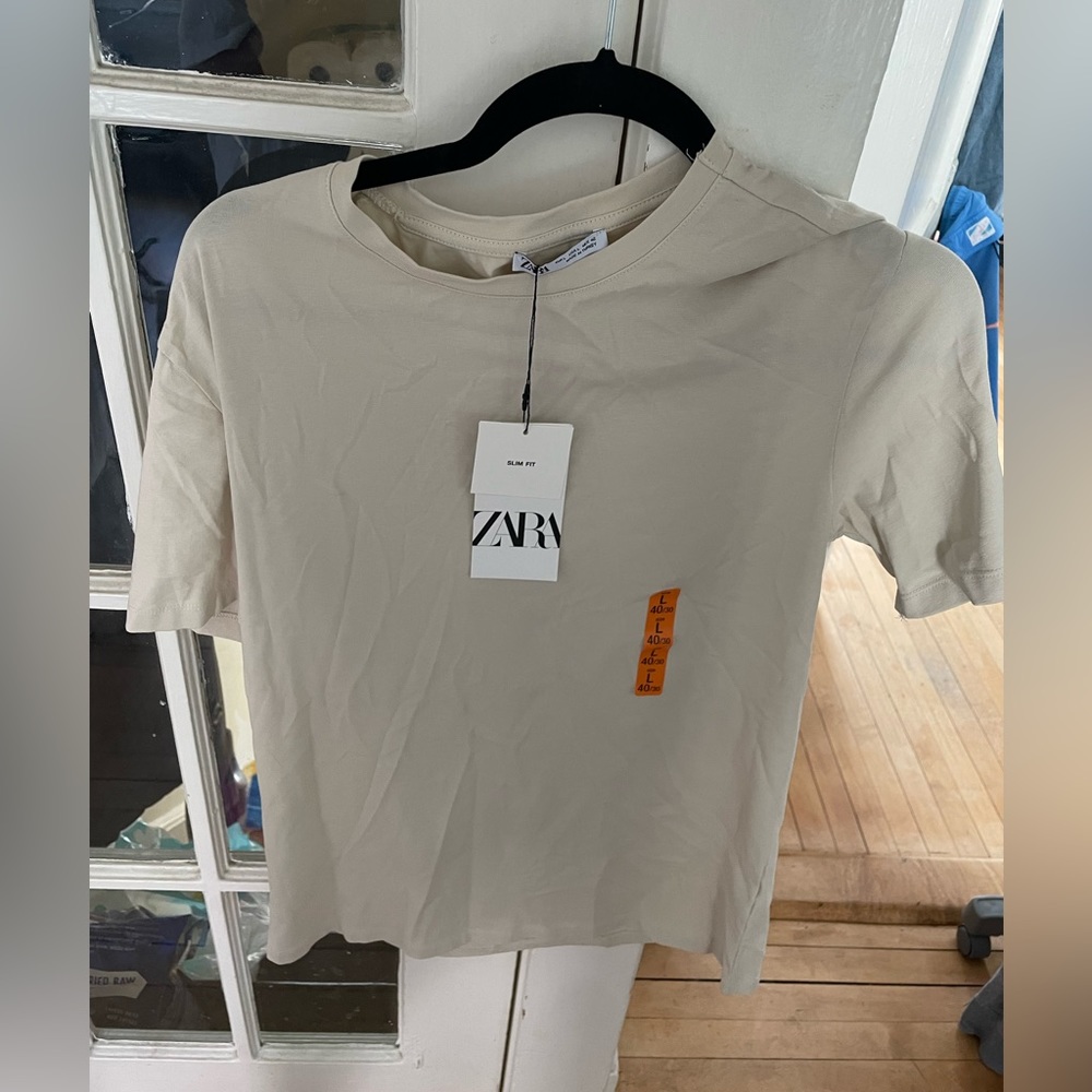 NWT Men’s Zara Slim Fit T Shirt